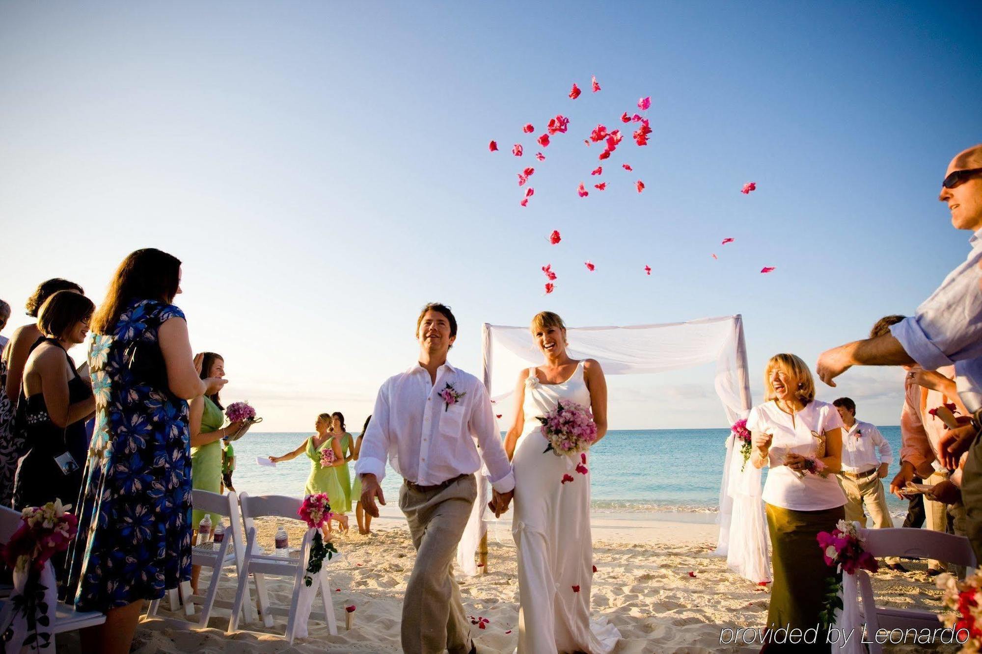 The Regent Grand Otel Grace Bay Dış mekan fotoğraf